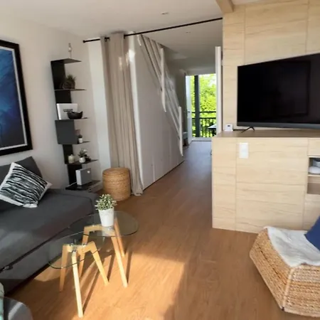 Appartamento Duplex T3/4 Avec Piscine, Tennis, Plage Et Golf !